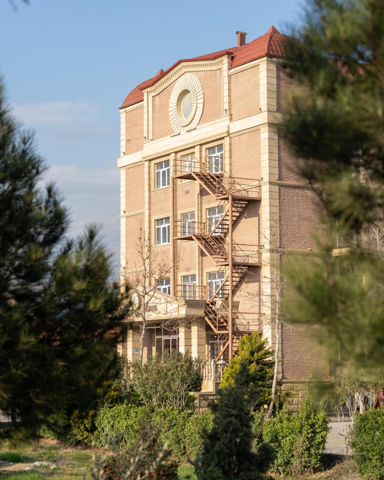 Green City Resort Hotel Bakú Exterior foto